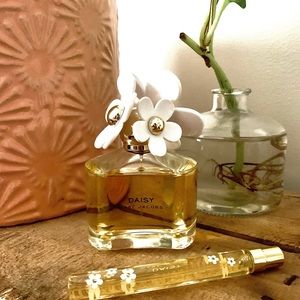 Daisy by Marc Jacobs parfum and lotion
